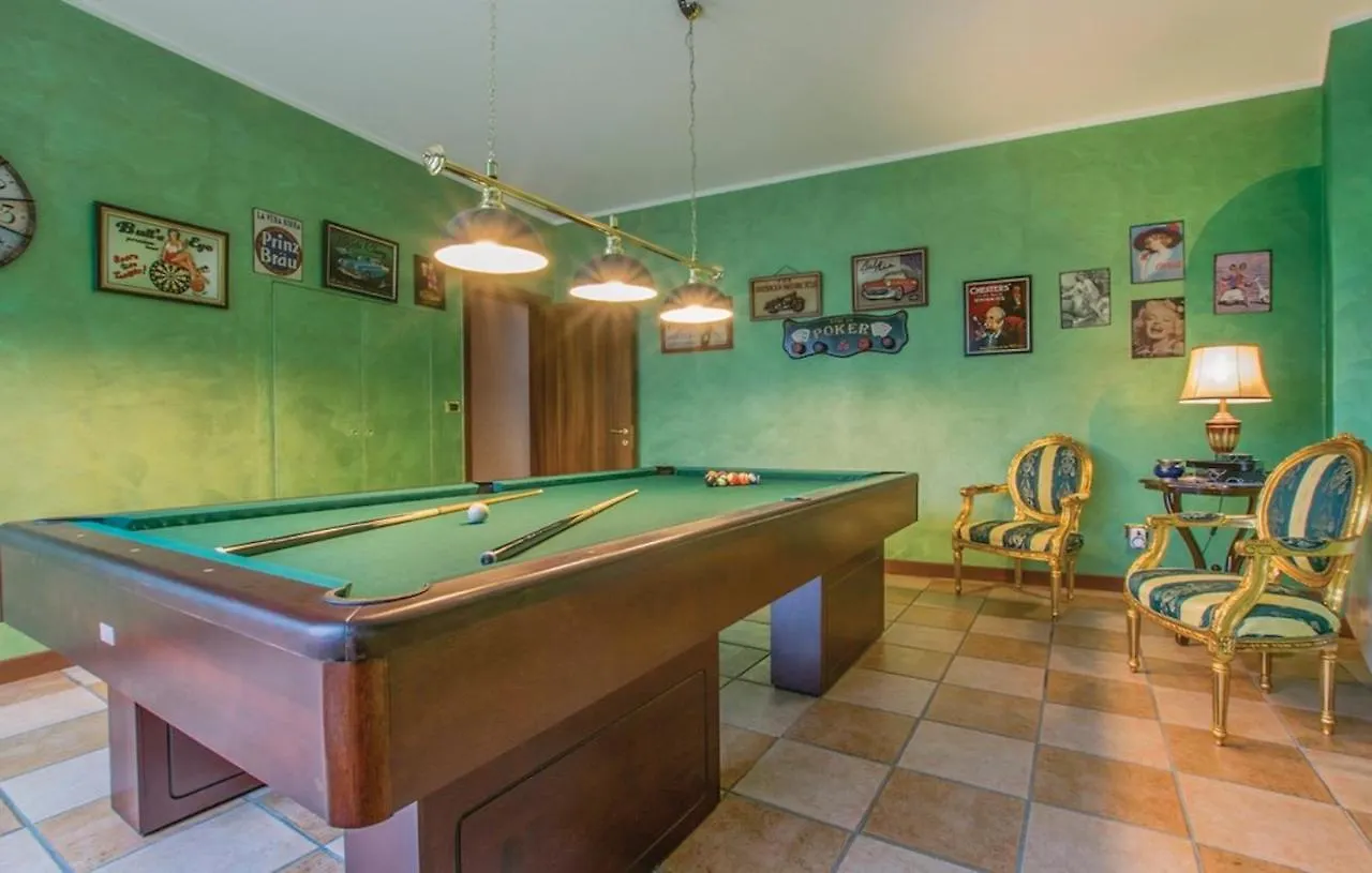 Villa Antique Con Piscina Idromassaggio In Verona, Veneto, Italia Cerea